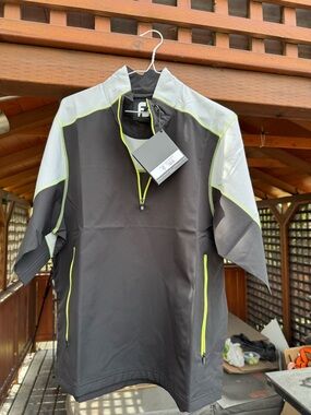 FootJoy Black and Gray Quarter-Zip SS Performance Jacket with lime Trim